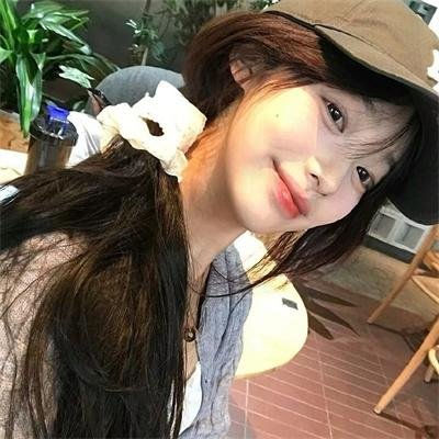 她的爱是一场骗局